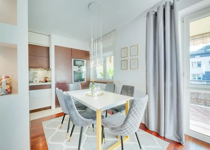 Lejlighed Deluxe Smulsko Kids Terrace Parking *