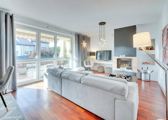 Deluxe Smulsko Kids Terrace Parking Łódź